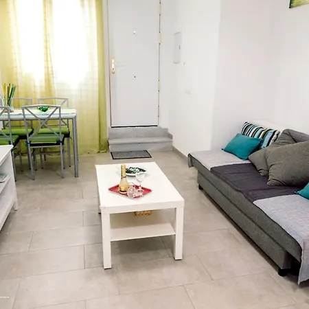 Appartement Elegant In 35 M² + Parking *